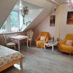 https://romantic.karlovyvary-hotels.com