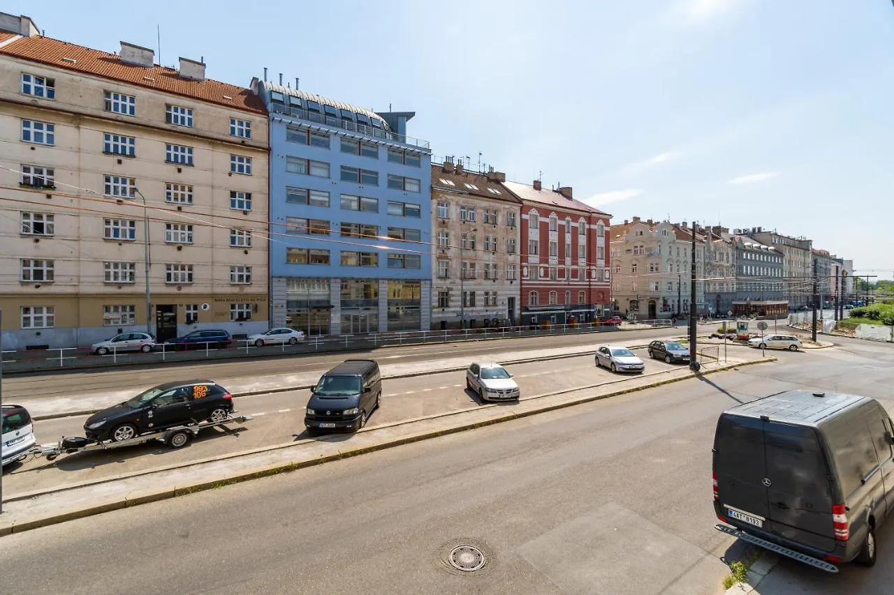 Brand New Studio Apartment #21 With Free Secure Parking In The Center Prague
